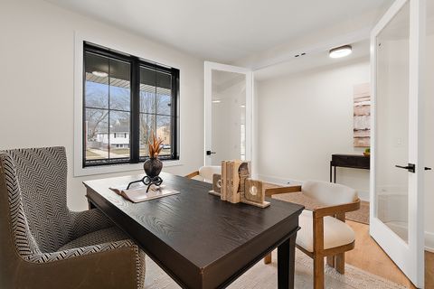 A home in La Grange