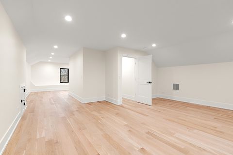 A home in La Grange