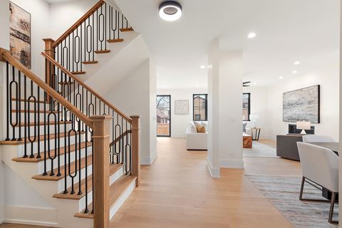 A home in La Grange