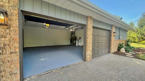 Tiny photo for 1108 Pearl Drive, Mahomet, IL 61853 (MLS # 12624418)