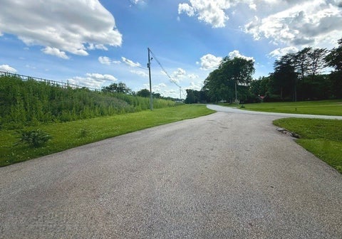 Tiny photo for 1108 Pearl Drive, Mahomet, IL 61853 (MLS # 12624418)