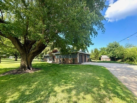 Tiny photo for 1108 Pearl Drive, Mahomet, IL 61853 (MLS # 12624418)