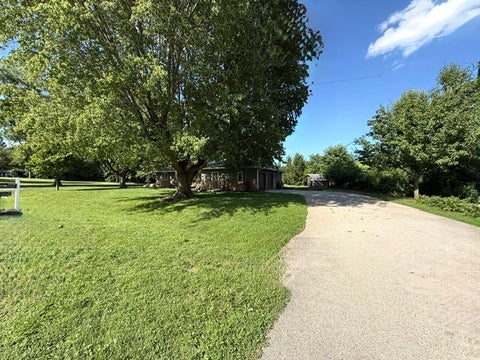 Tiny photo for 1108 Pearl Drive, Mahomet, IL 61853 (MLS # 12624418)