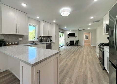 Tiny photo for 1108 Pearl Drive, Mahomet, IL 61853 (MLS # 12624418)