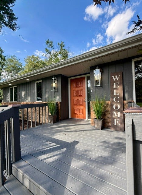 Tiny photo for 1108 Pearl Drive, Mahomet, IL 61853 (MLS # 12624418)