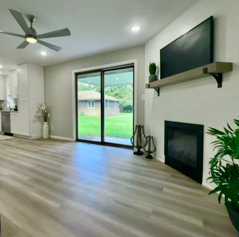 Tiny photo for 1108 Pearl Drive, Mahomet, IL 61853 (MLS # 12624418)