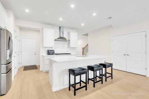 Tiny photo for Bolingbrook, IL 60490 (MLS # 12629696)