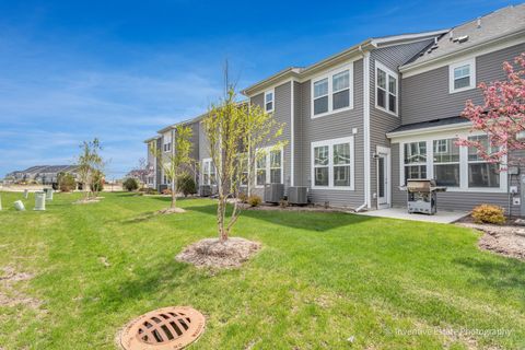 Tiny photo for Bolingbrook, IL 60490 (MLS # 12629696)