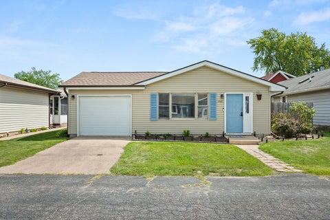 Photo of 1610 Meadowbrook Court, Sycamore, IL 60178 (MLS # 12683661)
