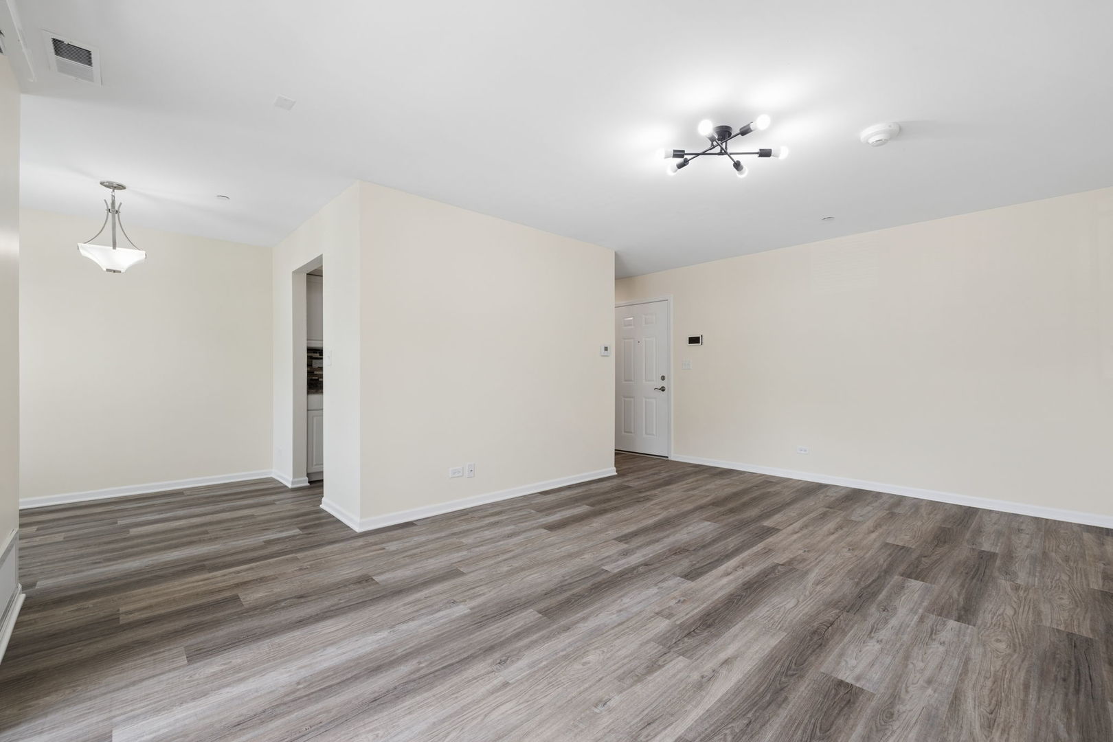 2216 Country Club Drive 15