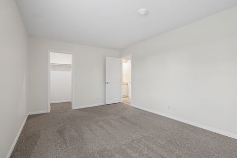 Tiny photo for 2216 Country Club Drive #15, Woodridge, IL 60517 (MLS # 12631064)