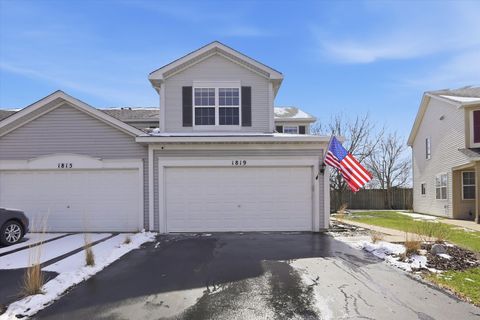 Photo of 1819 S Wentworth Circle, Romeoville, IL 60446 (MLS # 12571622)