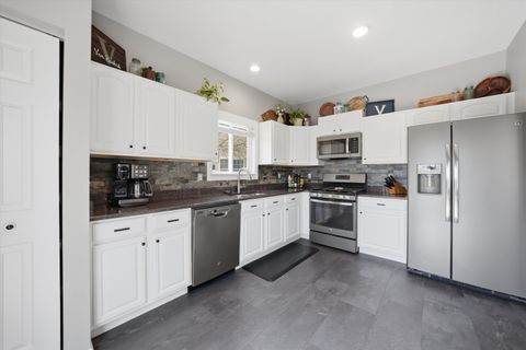 Tiny photo for 1819 S Wentworth Circle, Romeoville, IL 60446 (MLS # 12571622)