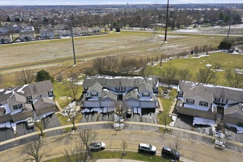 Tiny photo for 1819 S Wentworth Circle, Romeoville, IL 60446 (MLS # 12571622)