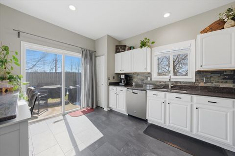 Tiny photo for 1819 S Wentworth Circle, Romeoville, IL 60446 (MLS # 12571622)