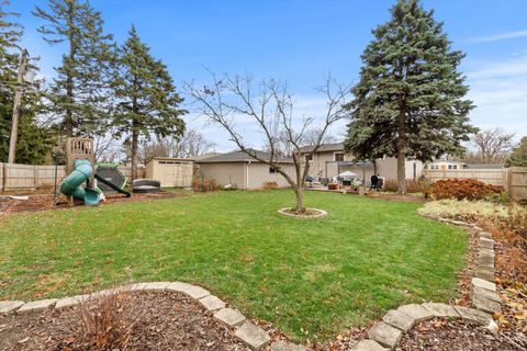 Tiny photo for 572 Maple Avenue, Lisle, IL 60532 (MLS # 12524362)