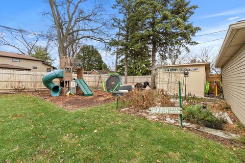 Tiny photo for 572 Maple Avenue, Lisle, IL 60532 (MLS # 12524362)