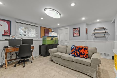 Tiny photo for 572 Maple Avenue, Lisle, IL 60532 (MLS # 12524362)