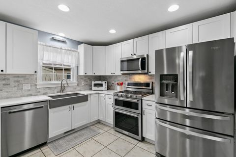 Tiny photo for 313 S Elm Street, Manteno, IL 60950 (MLS # 12586616)