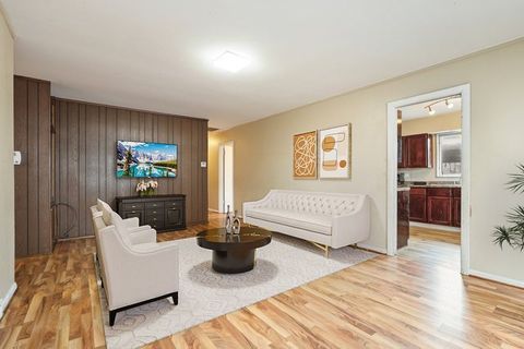 Tiny photo for 15009 Meadow Lane, Dolton, IL 60419 (MLS # 12544193)