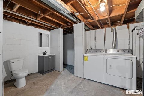 Tiny photo for 5017 44TH Avenue, Moline, IL 61265 (MLS # QC4268457)