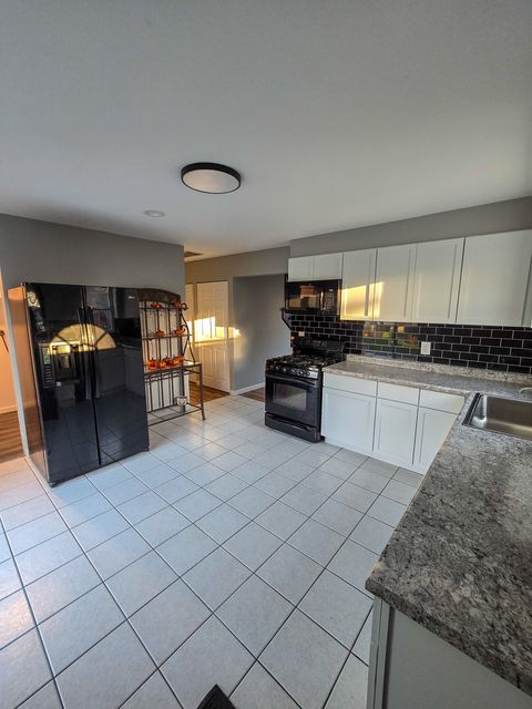 Tiny photo for 728 Hawthorne Court, Bolingbrook, IL 60440 (MLS # 12517839)