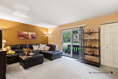 Tiny photo for 271 12th Street #B, Wheeling, IL 60090 (MLS # 12764565)