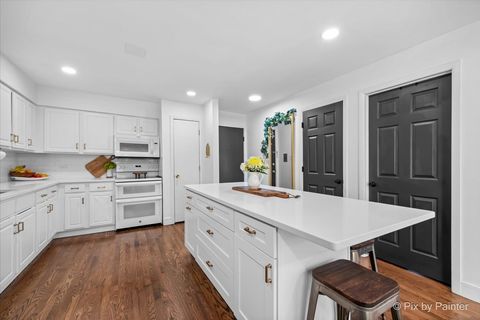 Tiny photo for 3121 Paris Avenue #304, River Grove, IL 60171 (MLS # 12491864)
