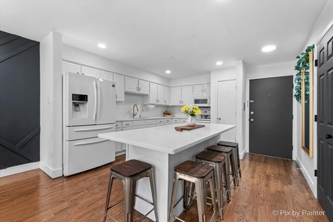 Tiny photo for 3121 Paris Avenue #304, River Grove, IL 60171 (MLS # 12491864)