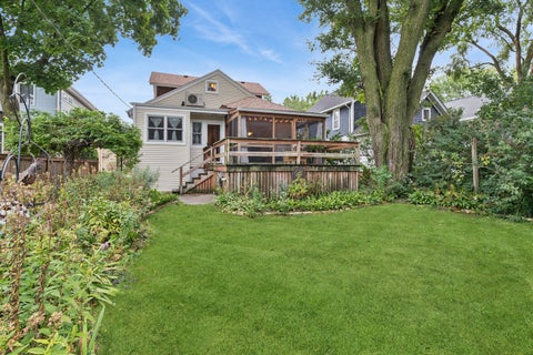 Tiny photo for 520 Courtland Avenue, Park Ridge, IL 60068 (MLS # 12762908)