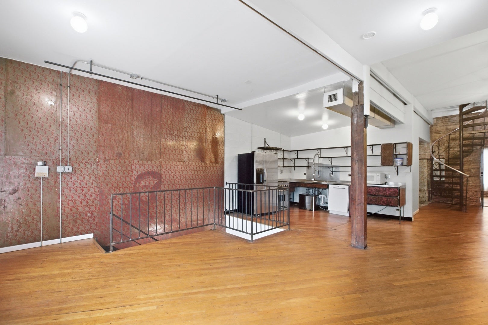 1111 W Randolph Street 2
