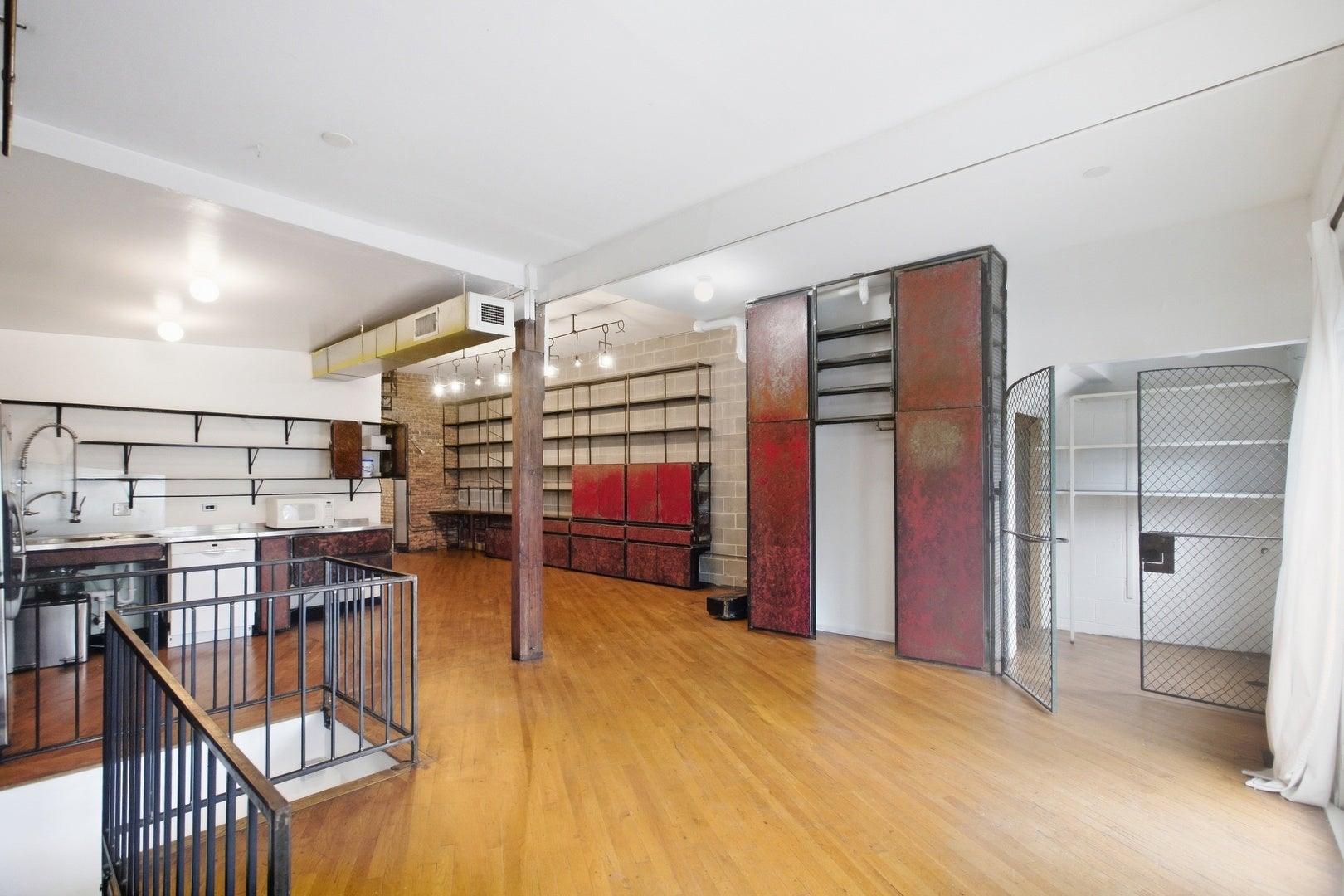 1111 W Randolph Street 2