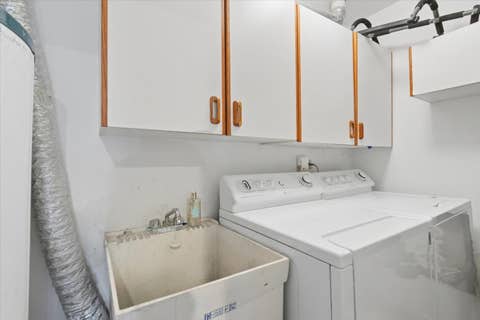 Tiny photo for 716 W JUNIOR Terrace #A, Chicago, IL 60613 (MLS # 12712539)