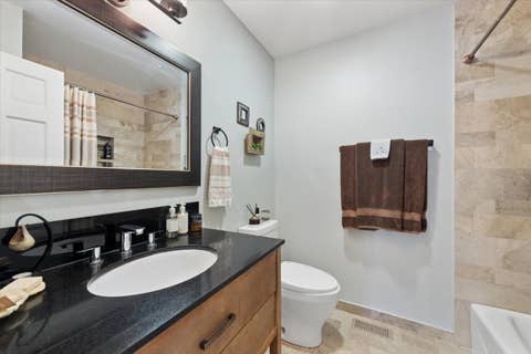 Tiny photo for 716 W JUNIOR Terrace #A, Chicago, IL 60613 (MLS # 12712539)