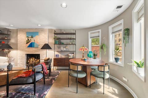 Tiny photo for 716 W JUNIOR Terrace #A, Chicago, IL 60613 (MLS # 12712539)