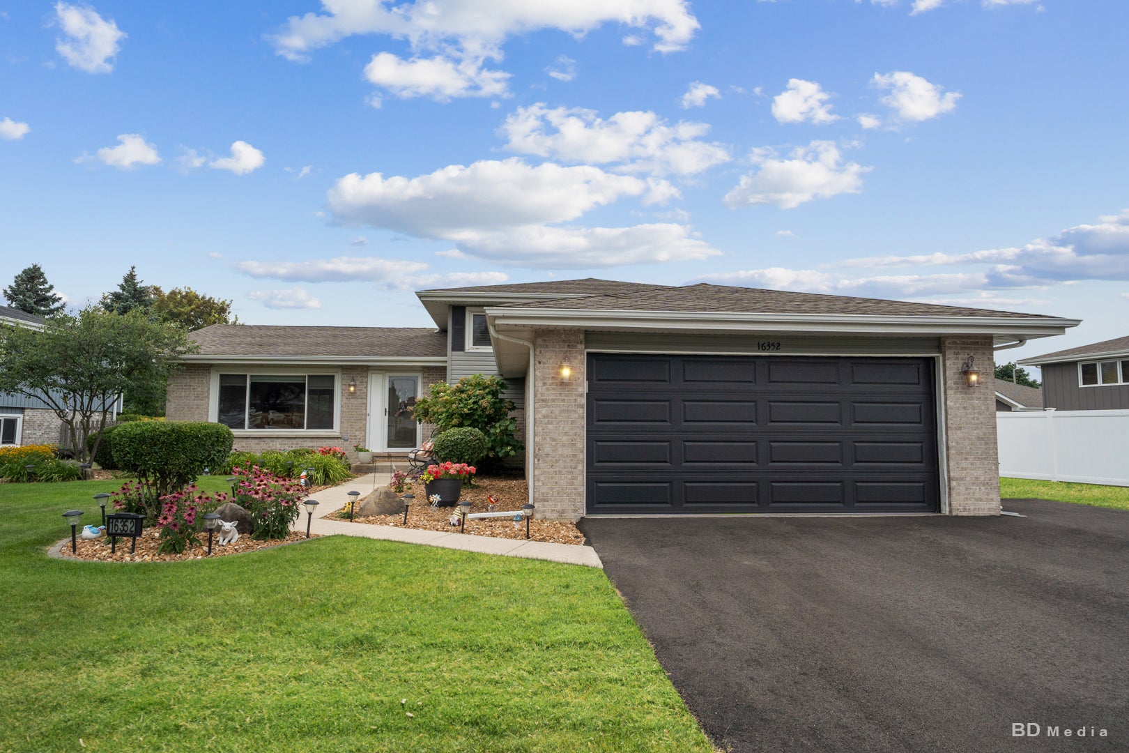 16352 Rowley Lane