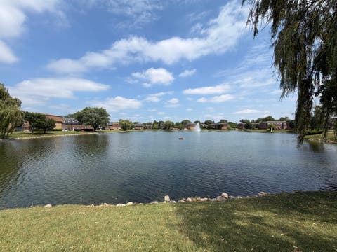 Tiny photo for 9428 Bay Colony Drive #1S, Des Plaines, IL 60016 (MLS # 12715746)
