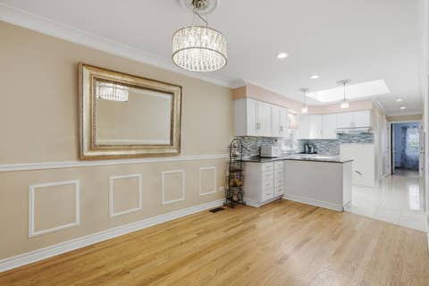 Tiny photo for 2922 W Nelson Street, Chicago, IL 60618 (MLS # 12717334)