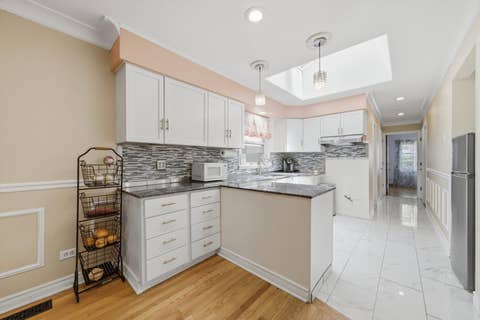 Tiny photo for 2922 W Nelson Street, Chicago, IL 60618 (MLS # 12717334)