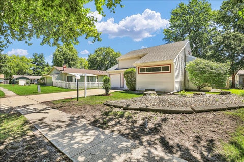 Tiny photo for 2314 Mulberry Court, Champaign, IL 61821 (MLS # 12673222)