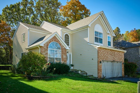 Tiny photo for 11 Eagle Court, Streamwood, IL 60107 (MLS # 12786976)