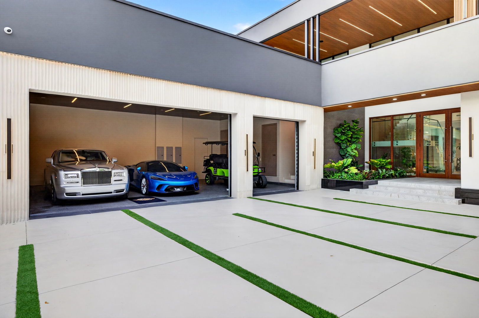 700 SW 12th Avenue