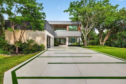 Tiny photo for 700 SW 12th Avenue, Fort Lauderdale, FL 33312 (MLS # 12669963)