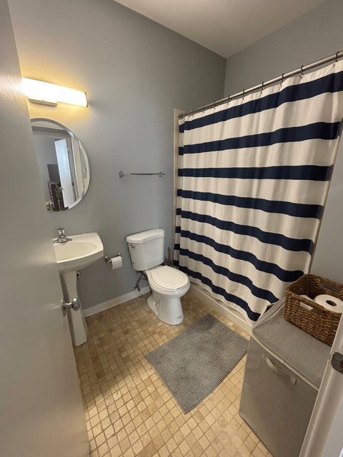 Tiny photo for 1033 E 46TH Street #406, Chicago, IL 60653 (MLS # 12687922)