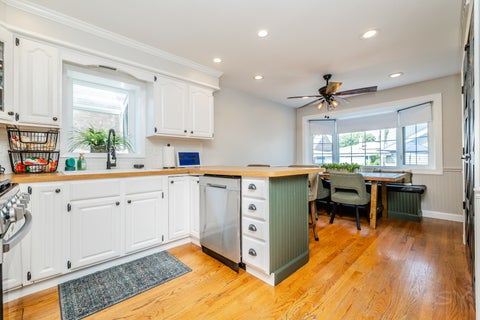 Tiny photo for 11342 S Drake Avenue, Chicago, IL 60655 (MLS # 12702520)