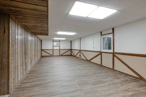 Tiny photo for 9 The Court of Lagoon View Vw, Northbrook, IL 60062 (MLS # 12524242)