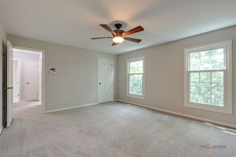 Tiny photo for 9 The Court of Lagoon View Vw, Northbrook, IL 60062 (MLS # 12524242)