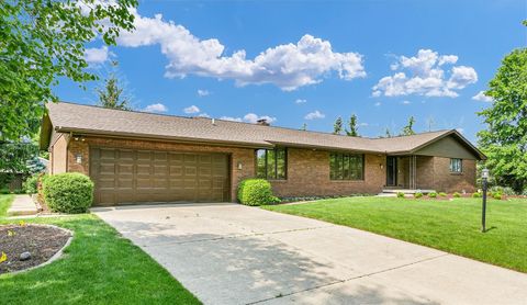 4111 Farhills Drive Champaign IL 61822