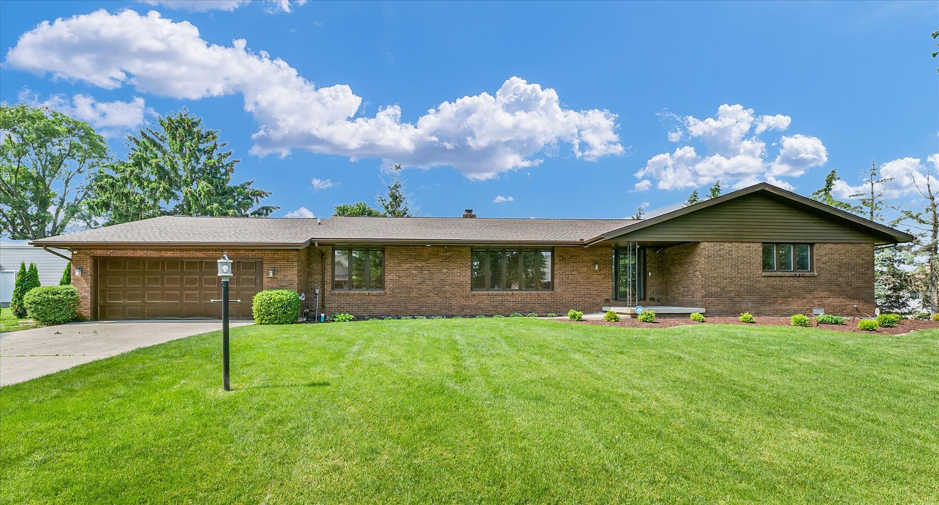 4111 Farhills Drive