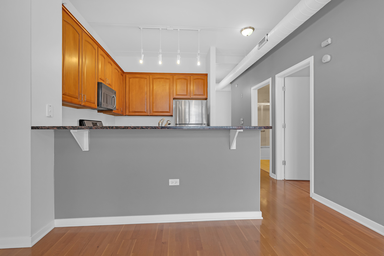 647 Metropolitan Way Unit 508, Des Plaines, IL 60016 — MLS #12681767 — photo 15 of 26